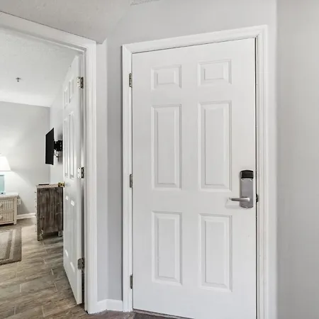 Horizon South 55-202 By Book That Condo